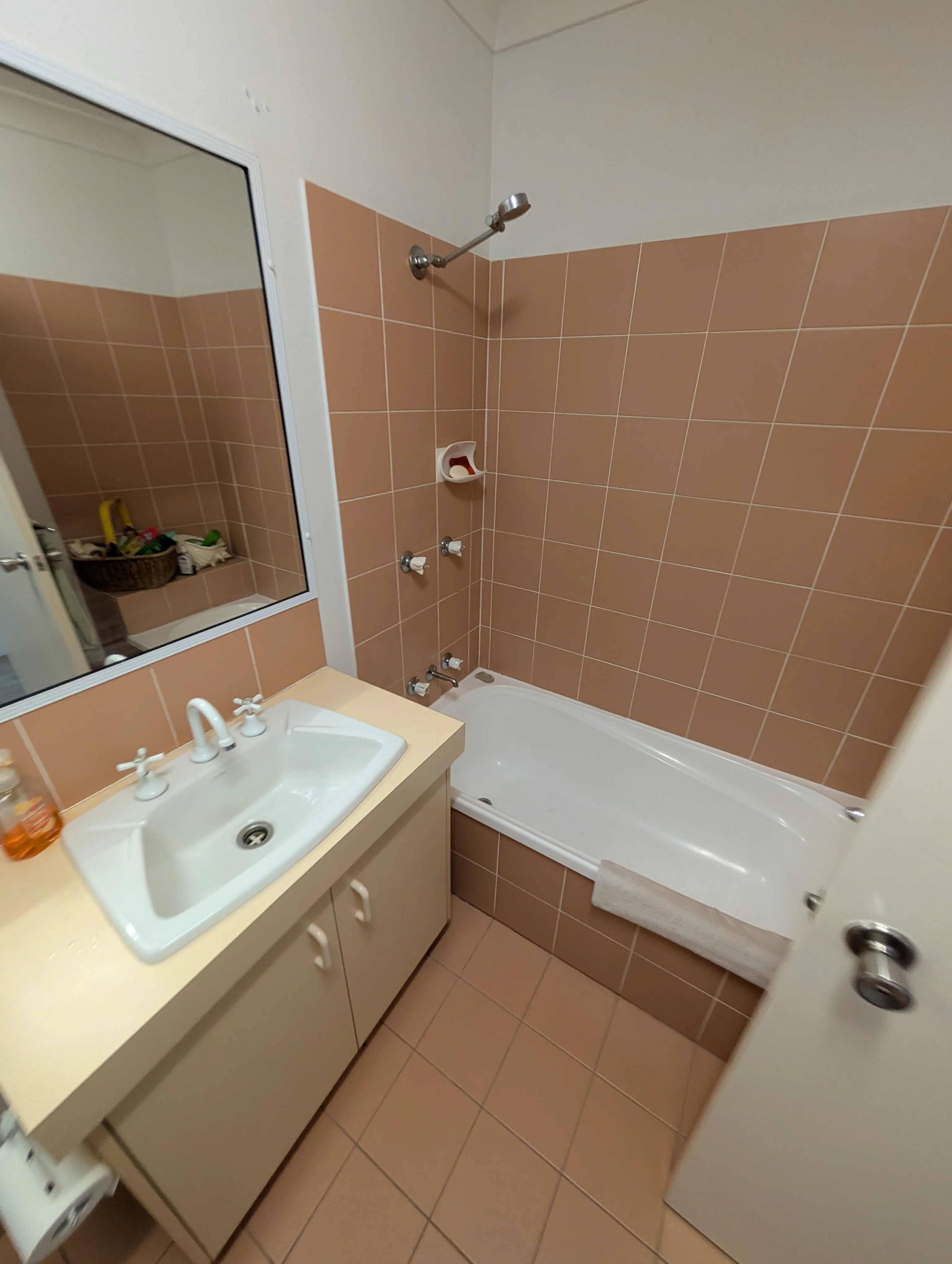 Before room image for renovation comparison